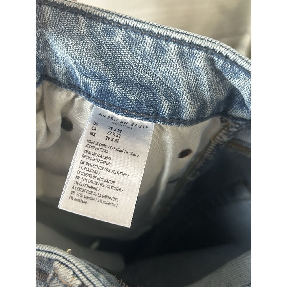 American Eagle "Athletic Skinny Airflex Size 29x32 Distressed Jeans Light j44 - Picture 4 of 4